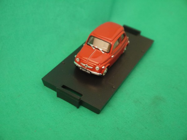 Modell Puch 500 1:43 rot
